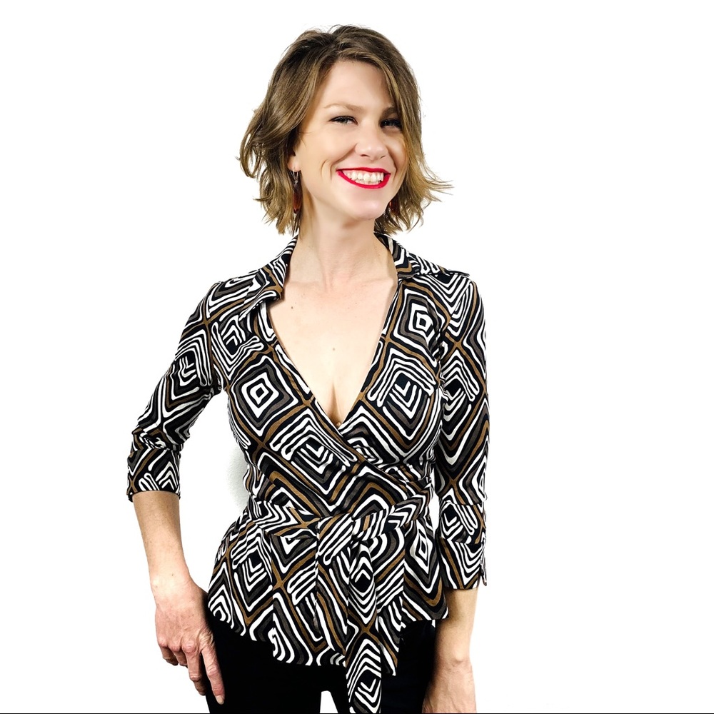 Diane Von Furstenberg Silk Wrap Top, size 0
